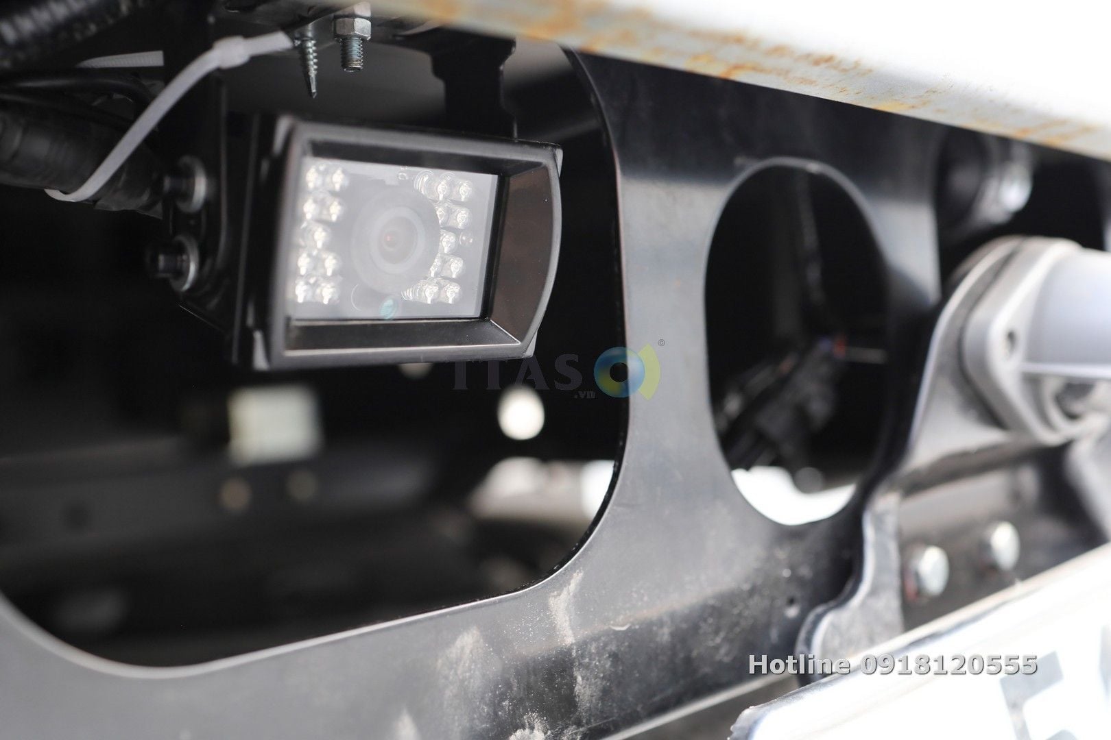 Camera hành trình và lùi xe tải Sojicam RX200 chuẩn AHD