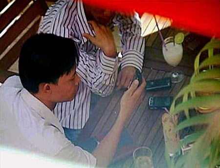 Phần mềm nghe lén, định vị ĐTDĐ cho thấy bước phát triển của thị trường đen này từ “bắn tỉa” bùng thành "làm ăn lớn".